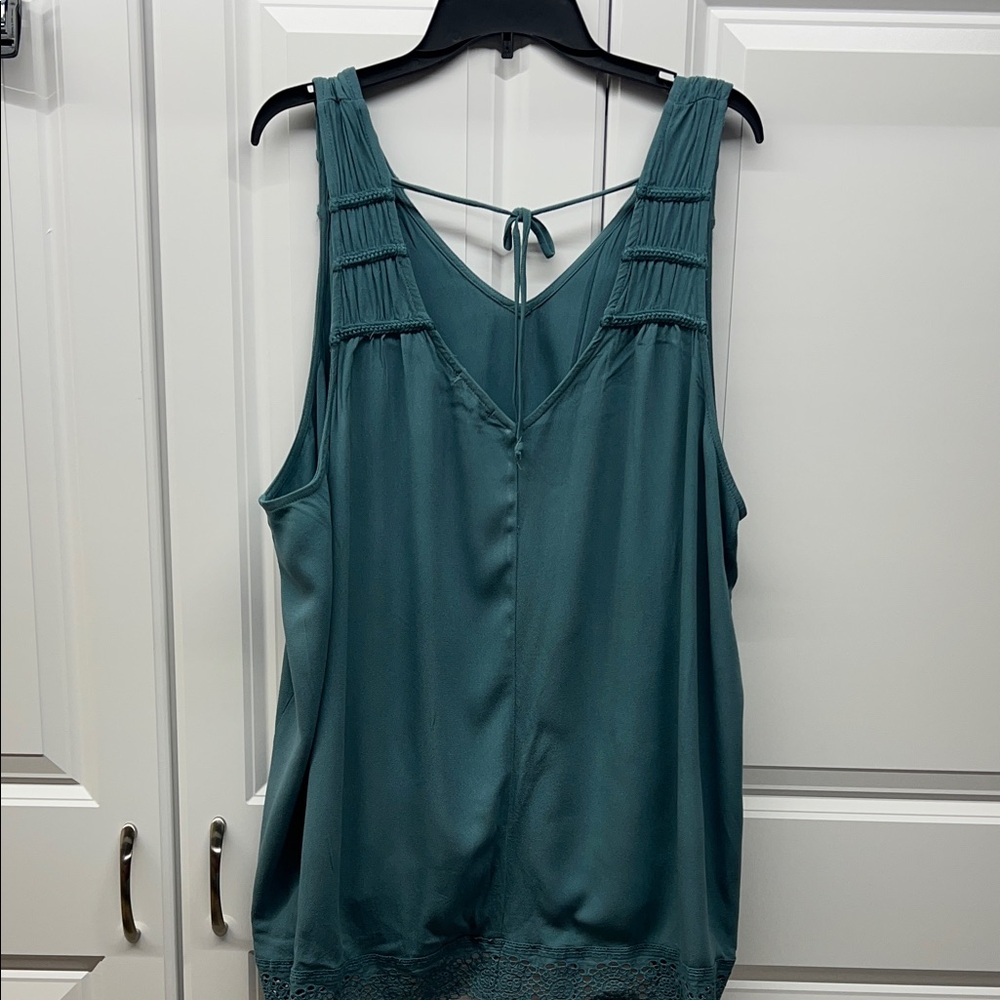 Maurices Teal Crochet Trim V-Neck Tank Top - 3X - Picture 3 of 9